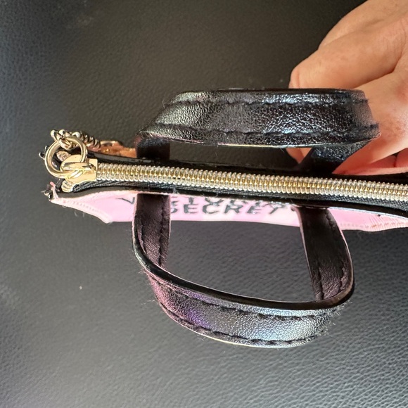 Victoria’s Secret Change Purse Keychain/Charm - Picture 9 of 11